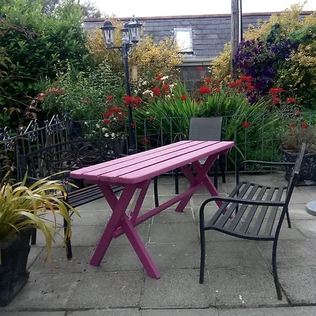 Melrose فندق مبيت وإفطار كلوناكِلتي