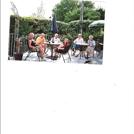 Melrose كلوناكِلتي